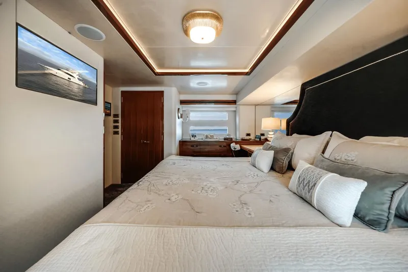 Endless C's Yacht Photos Pics 