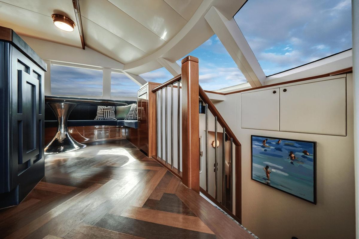 2018 Hatteras 60 