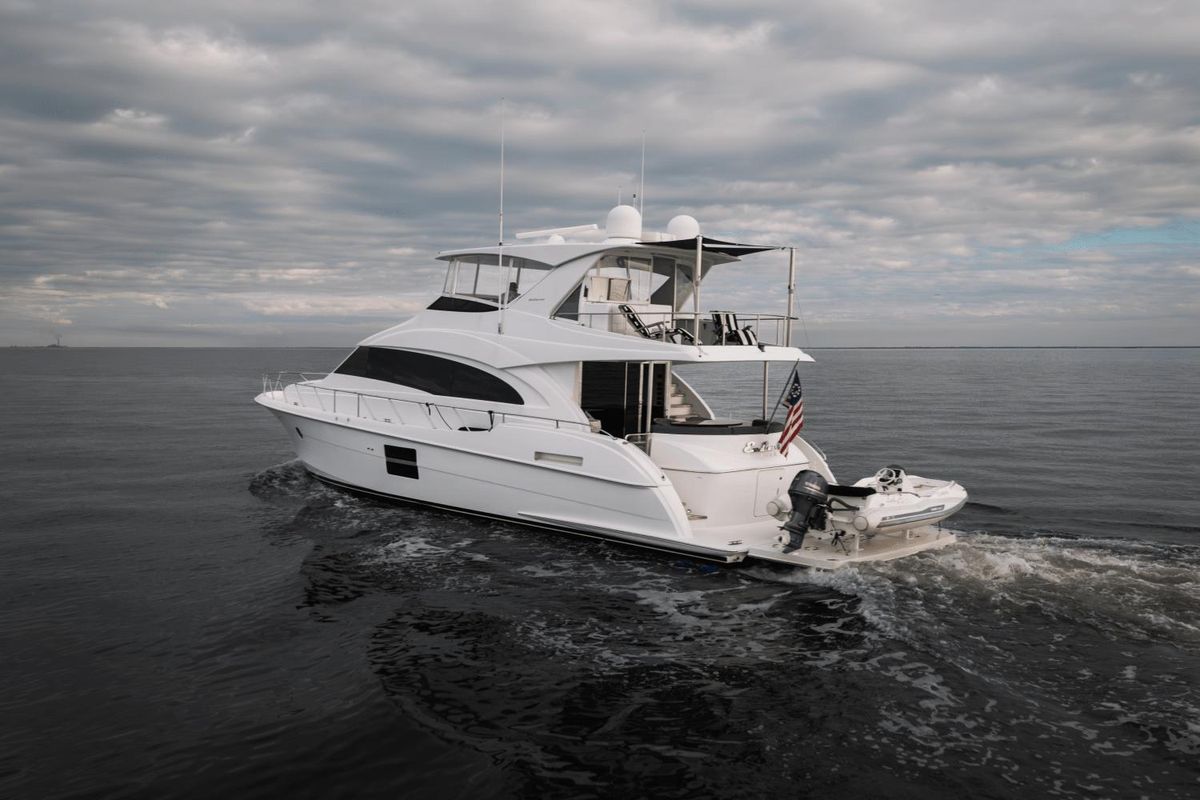 2018 Hatteras 60 