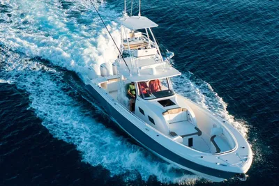 Edgewater 370CC