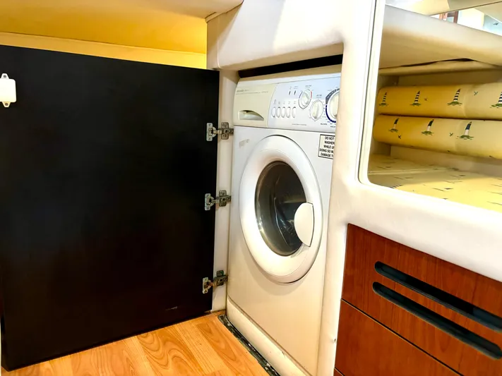 Amethyst Yacht Photos Pics 