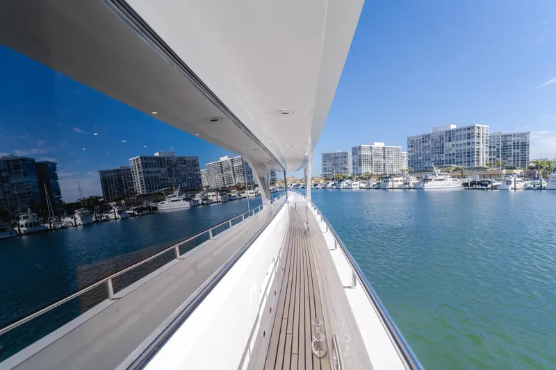 White Lotus Yacht Photos Pics 