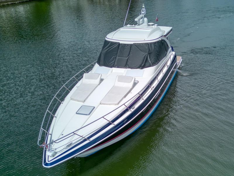 2017 Formula 45 Yacht