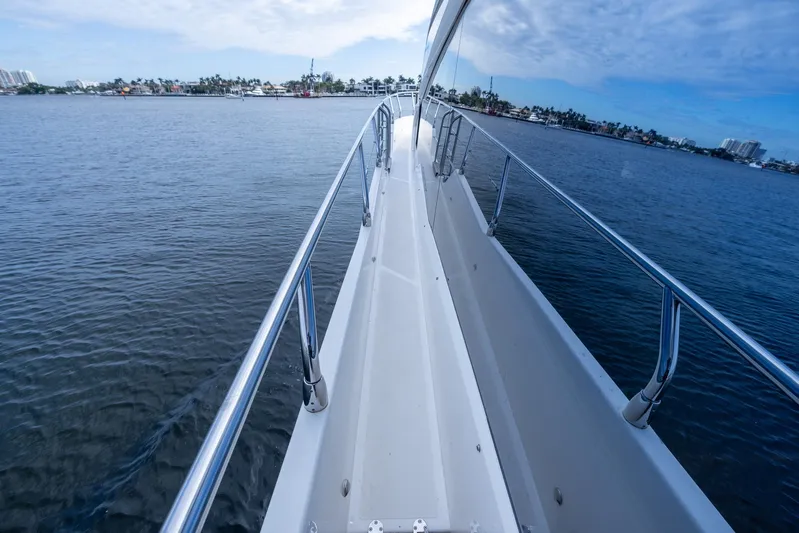 Four Sail Yacht Photos Pics High Rails