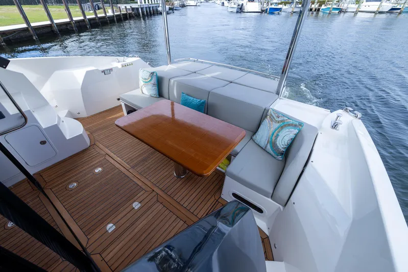 Four Sail Yacht Photos Pics Aft Deck