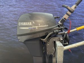 2013 Yamaha 8 pk Hightrust Werkmotor langstaart elektrische start