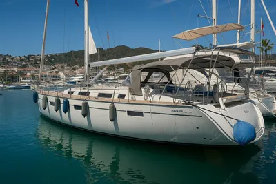 Bavaria Cruiser 55