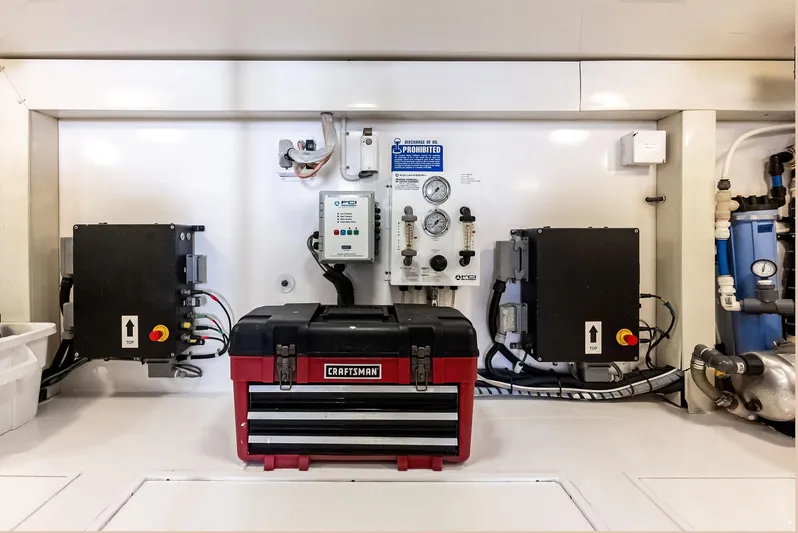 Ivelymar Yacht Photos Pics 