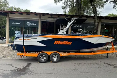 Malibu Wakesetter 26 LSV