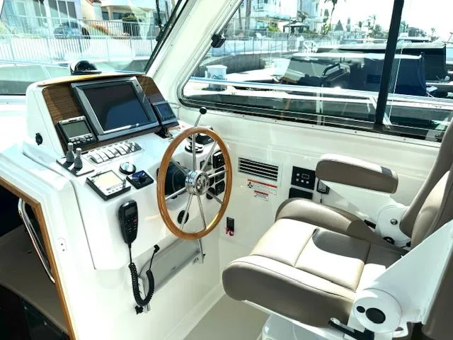 Bon Temps Yacht Photos Pics 