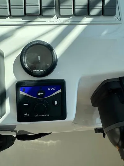 Bon Temps Yacht Photos Pics 