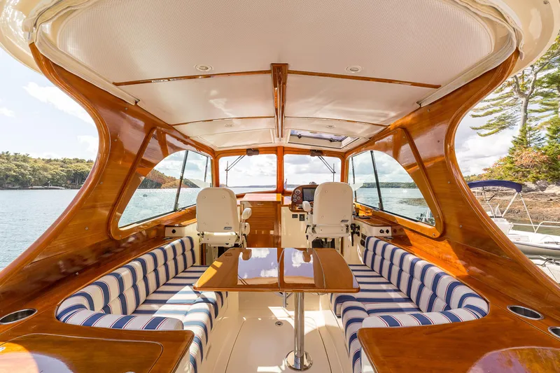 Hedge Clipper Yacht Photos Pics 