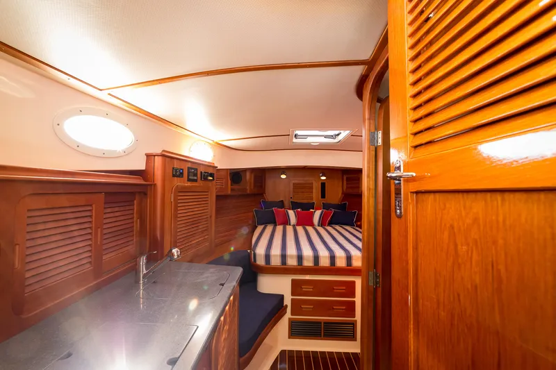 Hedge Clipper Yacht Photos Pics 