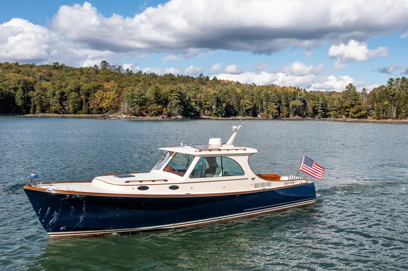 Hedge Clipper Yacht Photos Pics 