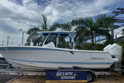 Blackfin 302 CC