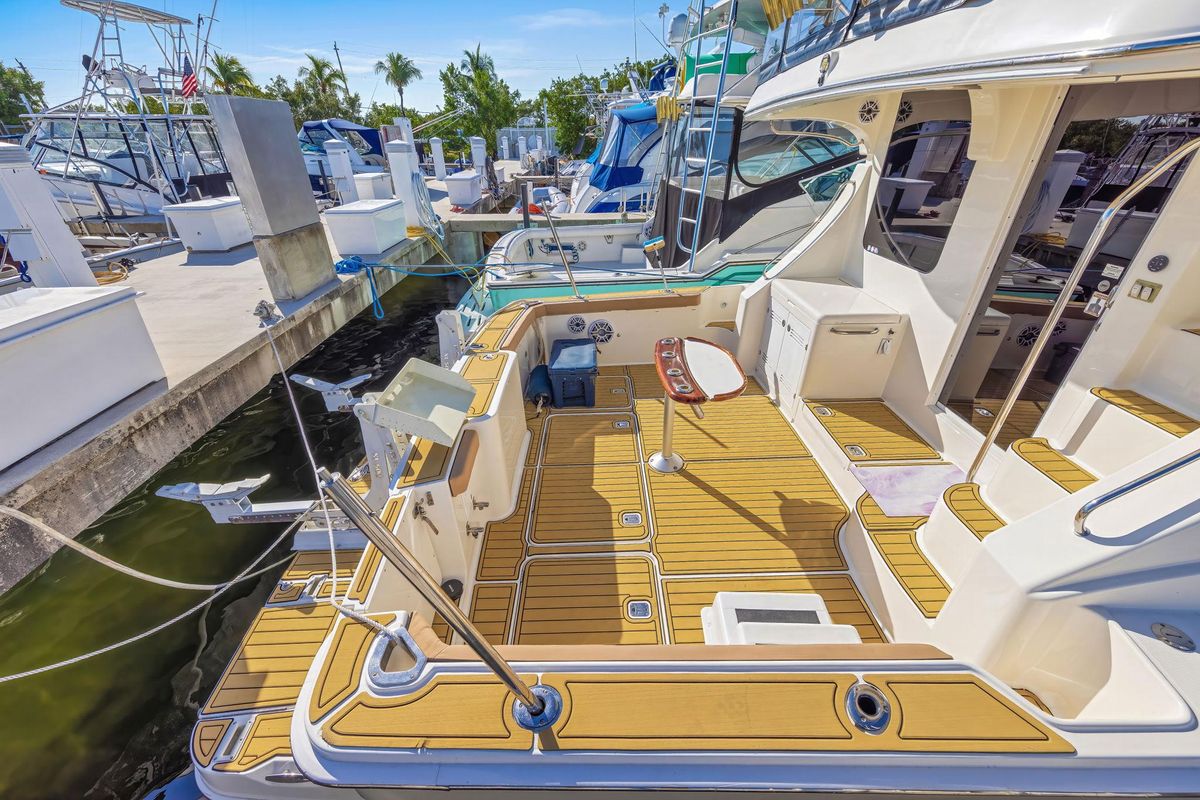 2007 Silverton 47 
