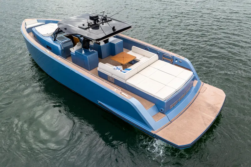 Exit Strategy Yacht Photos Pics 2023 Pardo Yachts 50, sleek blue luxury yacht on open water.