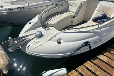 2007 Sea Ray 240 Sundeck
