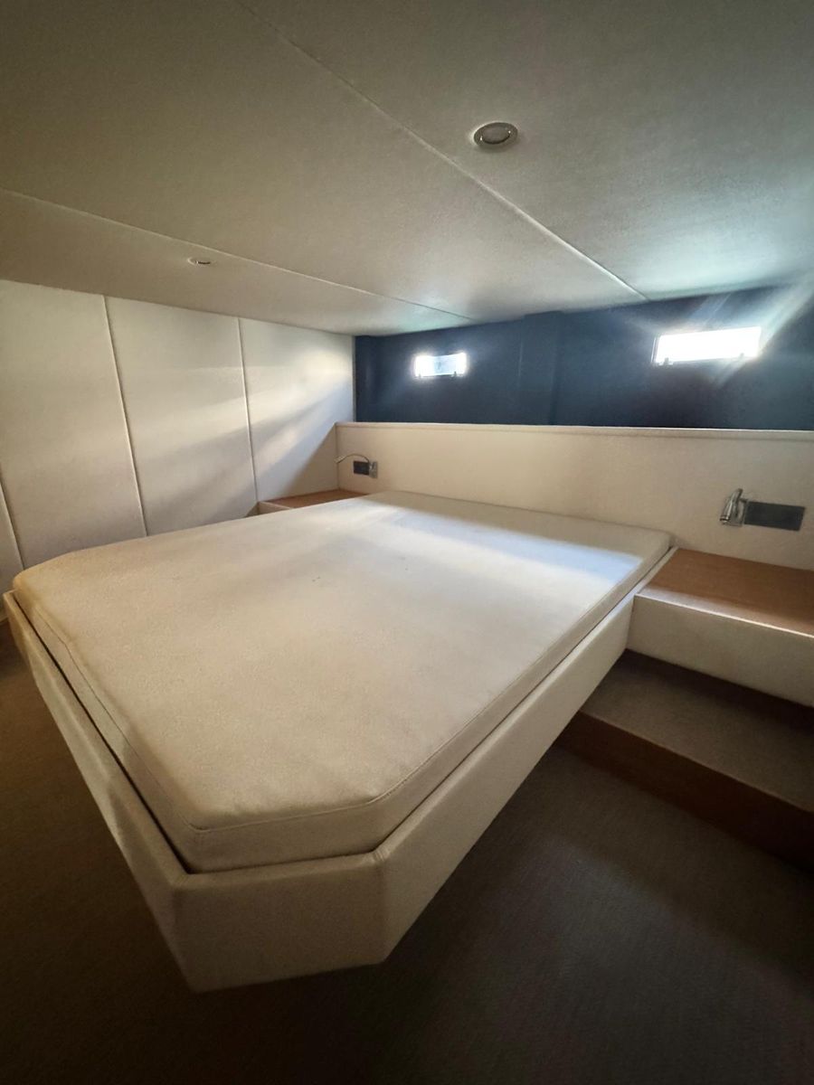 2019 De Antonio Yachts 45 