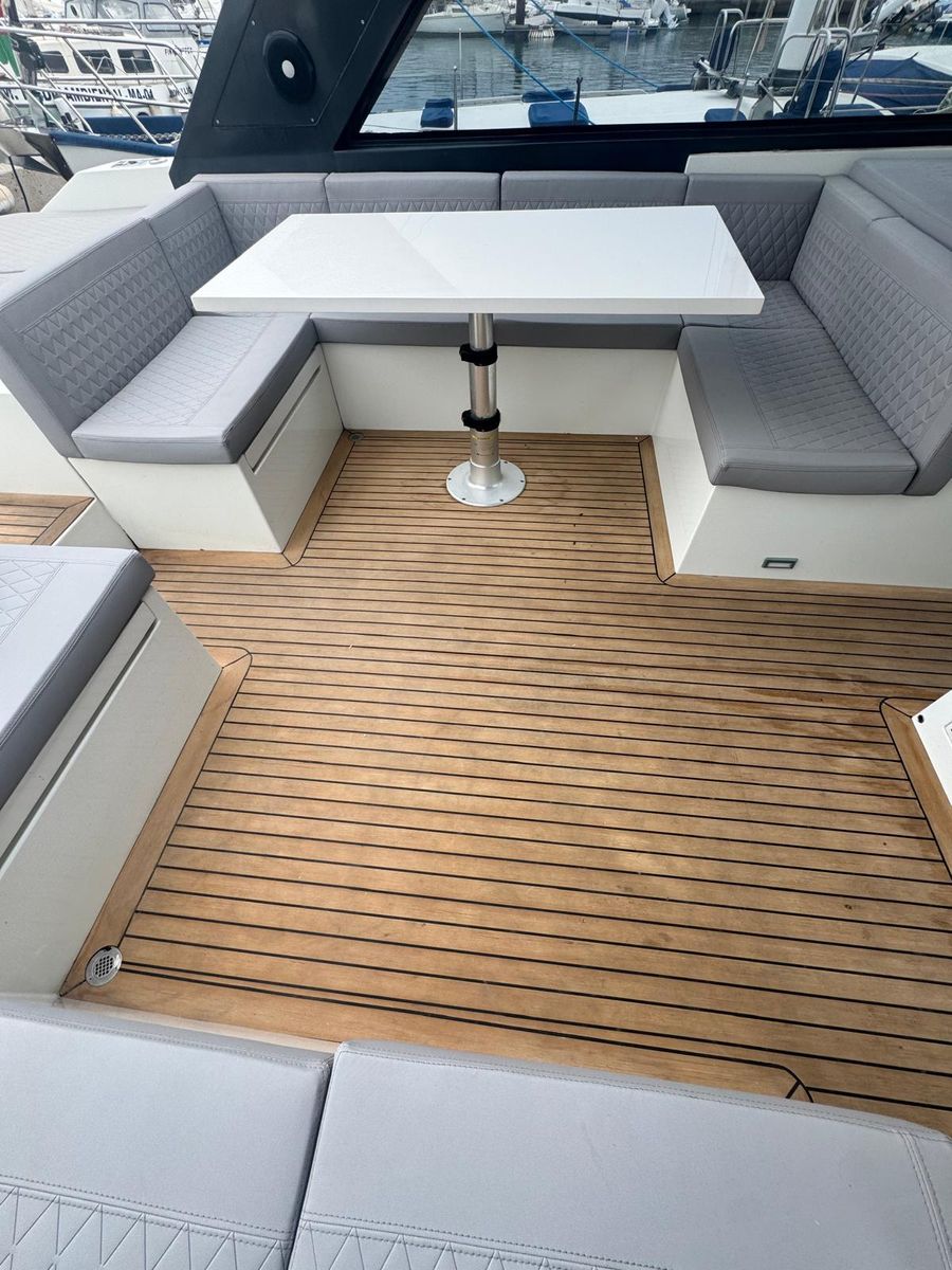 2019 De Antonio Yachts 45 