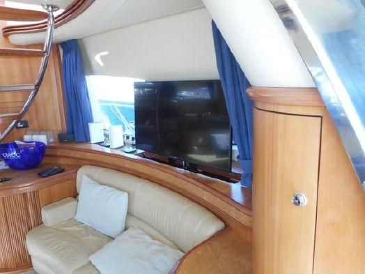 2008-70-10-azimut-68e