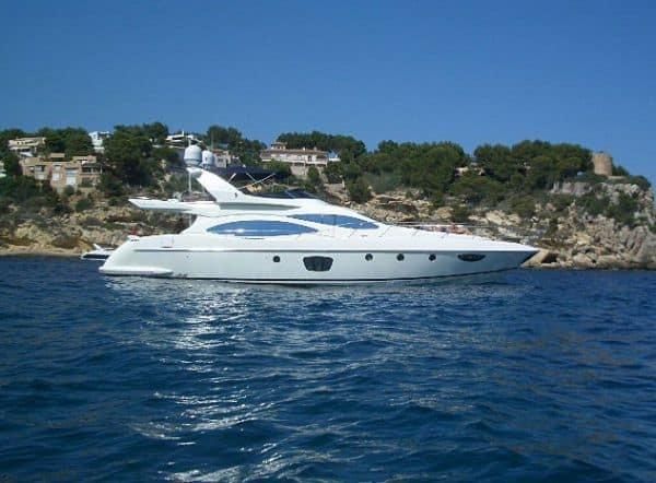 2008-70-10-azimut-68e