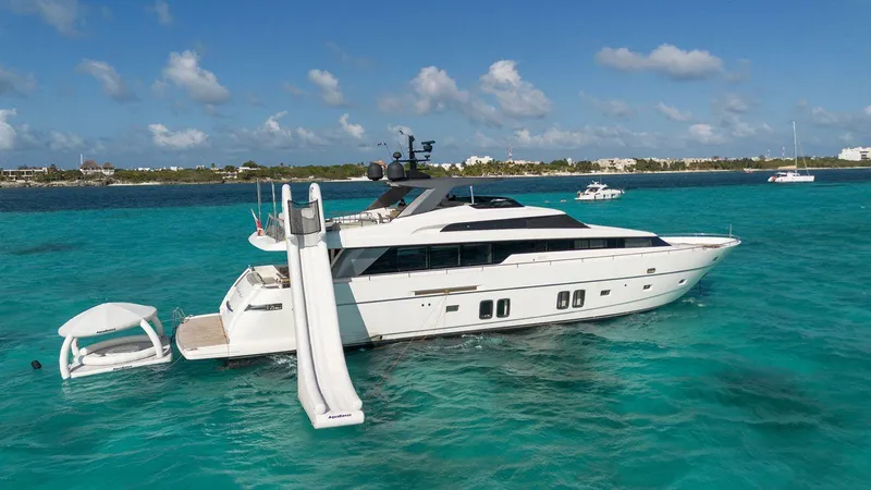  Yacht Photos Pics 