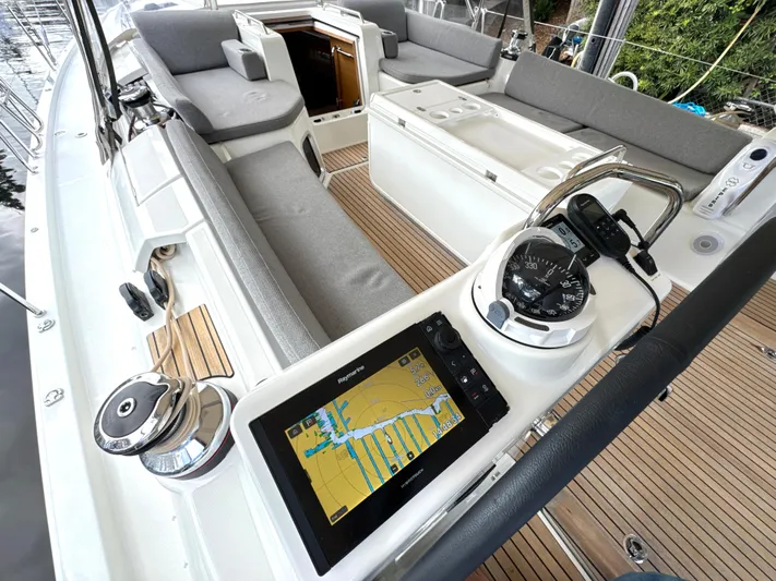 Zippity Yacht Photos Pics 