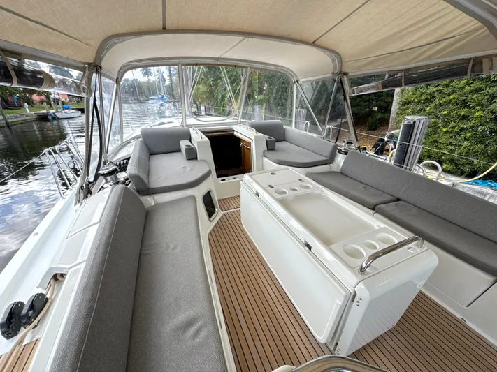 Zippity Yacht Photos Pics 