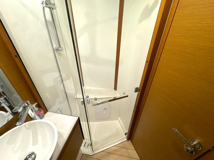 Zippity Yacht Photos Pics 