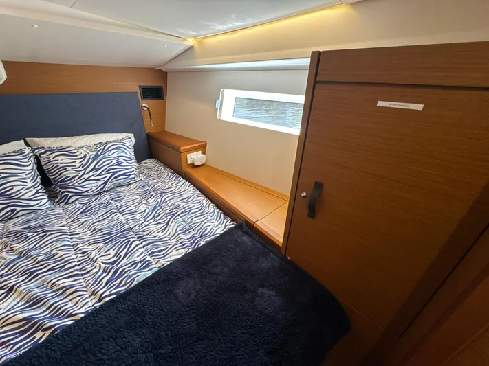 Zippity Yacht Photos Pics 