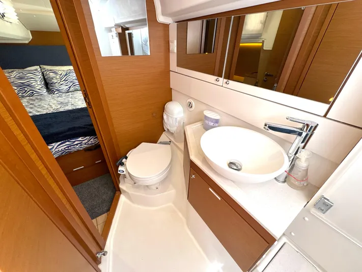 Zippity Yacht Photos Pics 