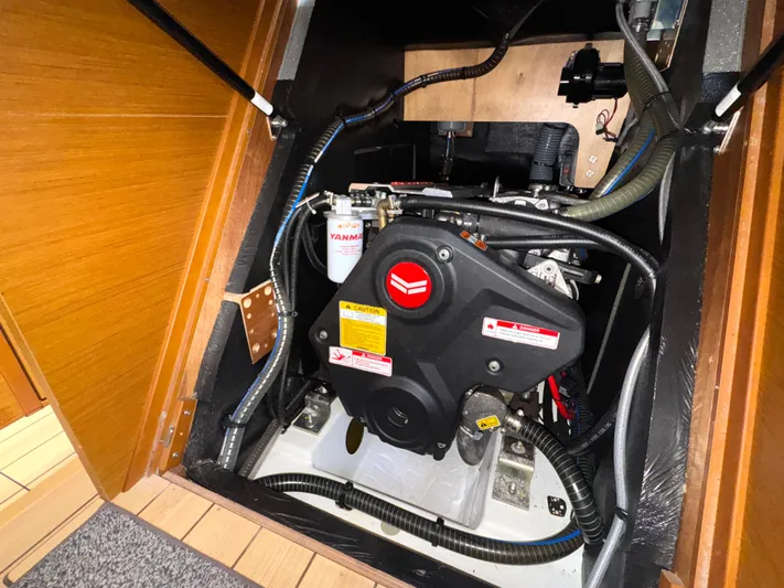 Zippity Yacht Photos Pics 