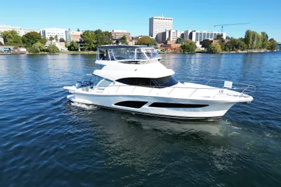 Riviera 46 Sports Motor Yacht