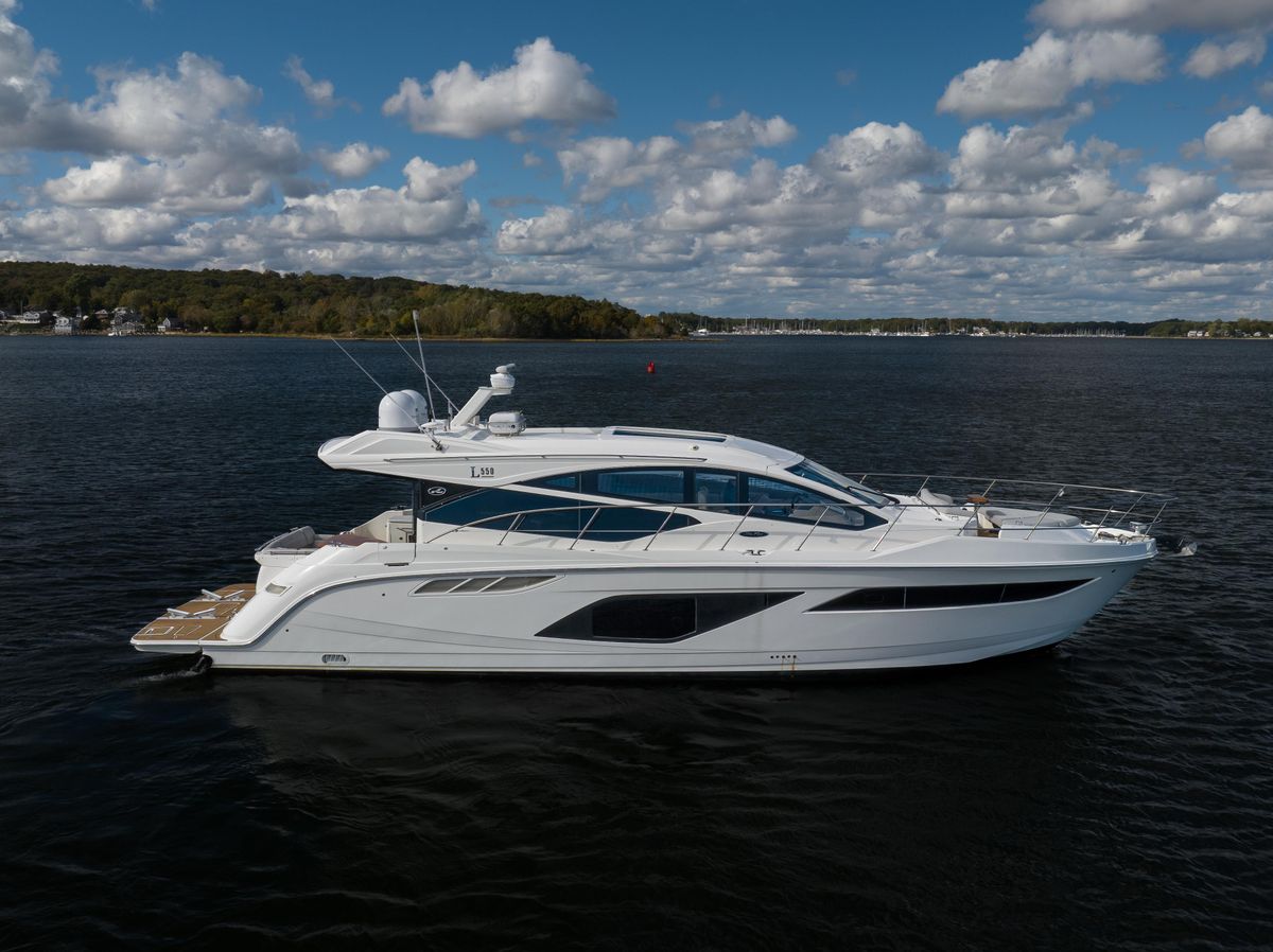 2018 Sea Ray 55 