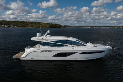 2018 Sea Ray L550