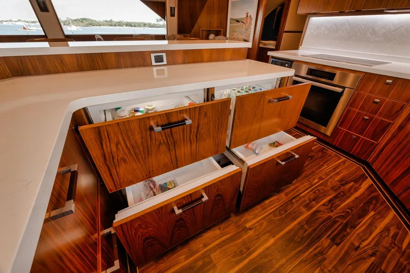 High Cotton Yacht Photos Pics 2015 Viking 92 EB HIGH COTTON- Galley