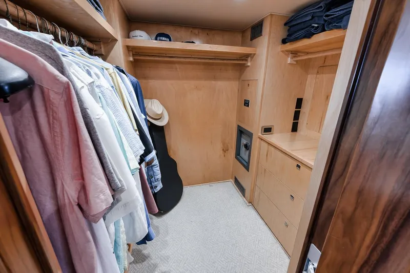 High Cotton Yacht Photos Pics 2015 Viking 92 EB HIGH COTTON- Master Stateroom Closet