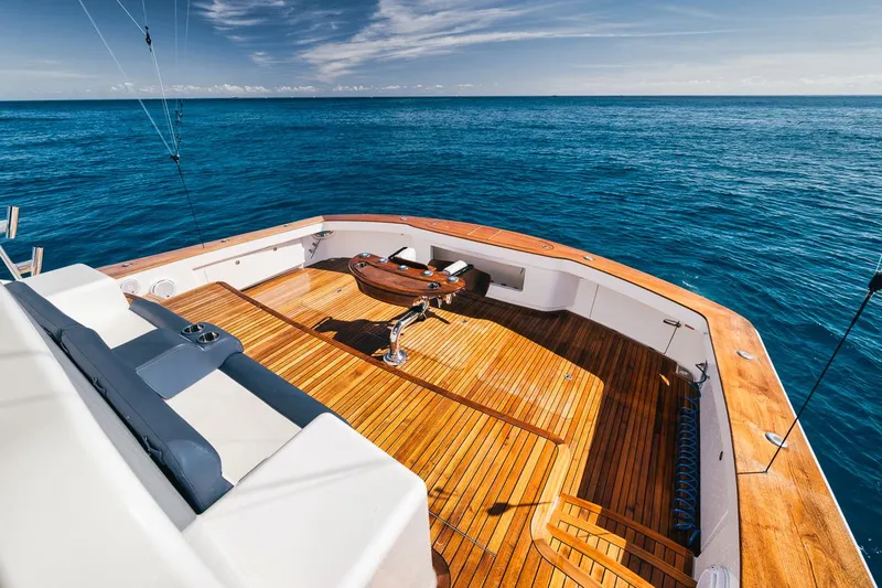 High Cotton Yacht Photos Pics 2015 Viking 92 EB HIGH COTTON- Cockpit