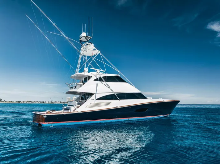 High Cotton Yacht Photos Pics 2015 Viking 92 EB HIGH COTTON- STBD Profile