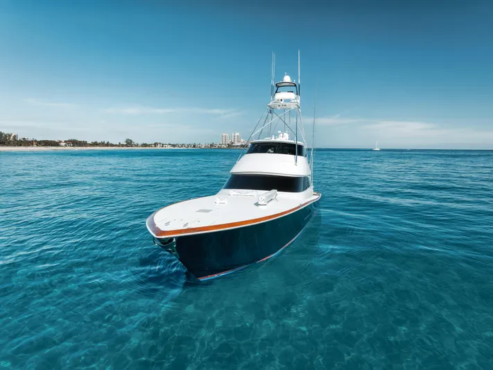 High Cotton Yacht Photos Pics 2015 Viking 92 EB HIGH COTTON- Bow