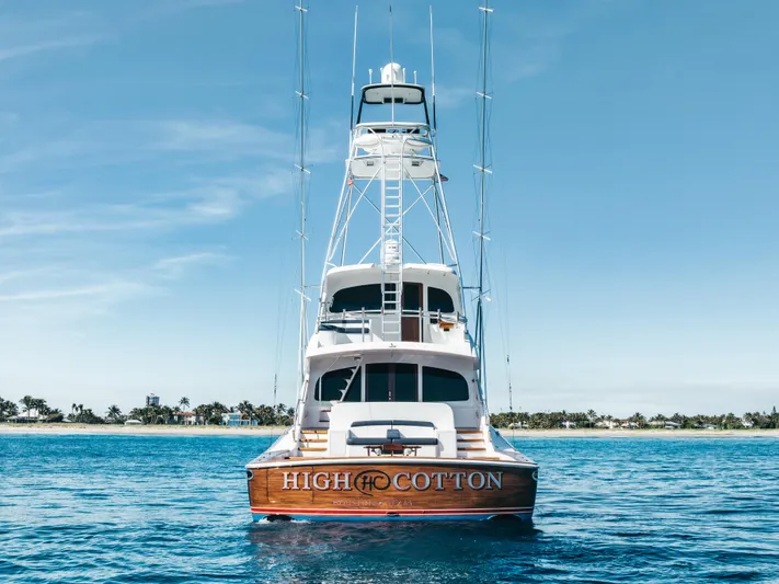 High Cotton Yacht Photos Pics 2015 Viking 92 EB HIGH COTTON- Transom