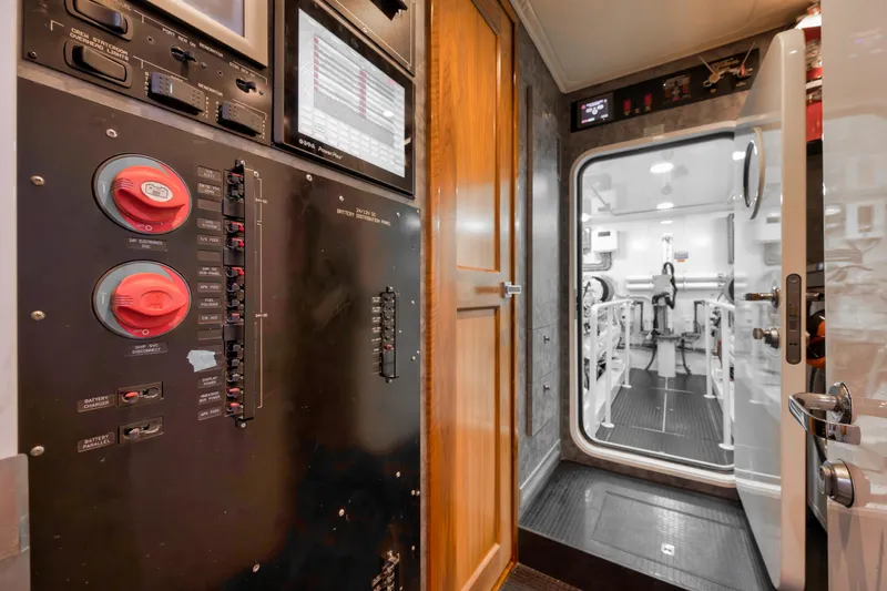 High Cotton Yacht Photos Pics 2015 Viking 92 EB HIGH COTTON- Engine Room Entrance