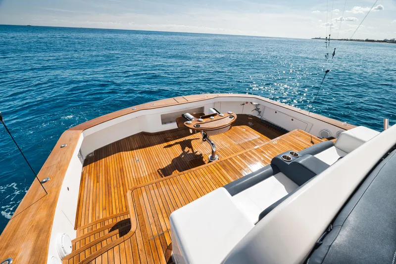 High Cotton Yacht Photos Pics 2015 Viking 92 EB HIGH COTTON- Cockpit