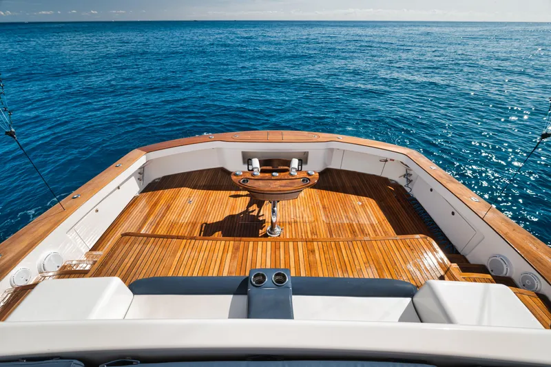 High Cotton Yacht Photos Pics 2015 Viking 92 EB HIGH COTTON- Cockpit