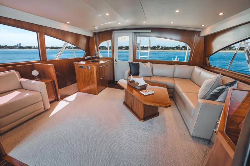 High Cotton Yacht Photos Pics 2015 Viking 92 EB HIGH COTTON- Bridge