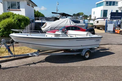 1995 Boston Whaler Rage 15