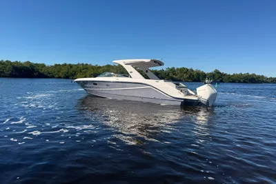 Sea Ray 310 SLX-OB