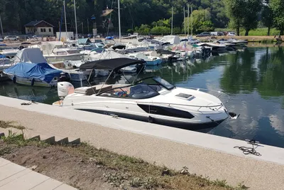 2020 Bayliner Cuddy VR6