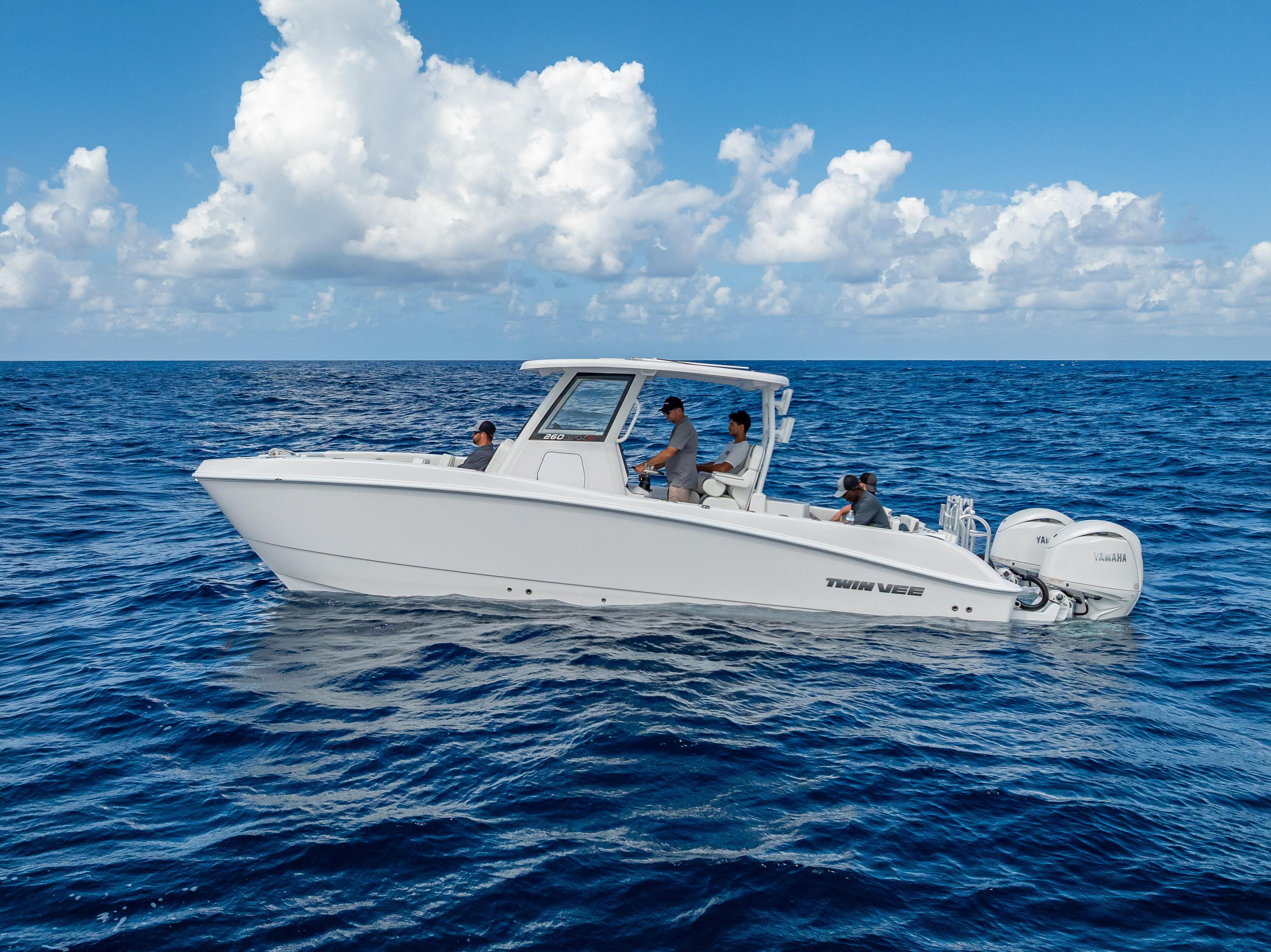 Twin Vee 260 GFX2 CC